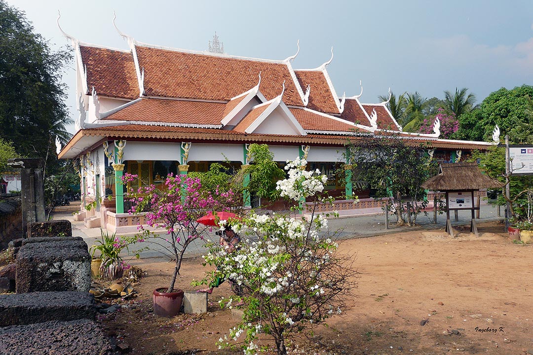 Angkor   moderner Tempel