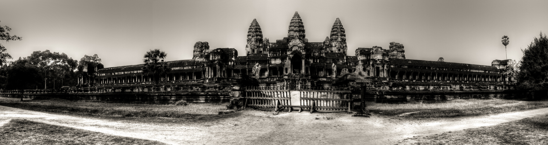 Angkor Wat Art HDR B/W II