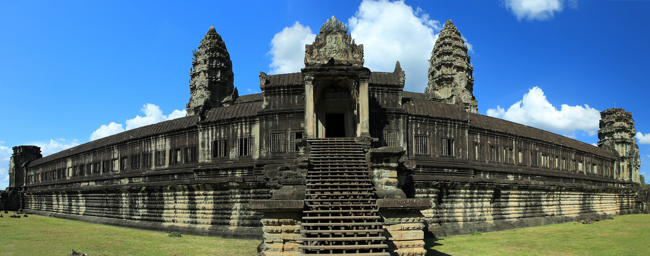 Angkor Wat außen Panorama