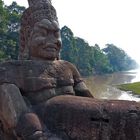 Angkor-Wat - Götterfigur am Tempel