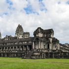 ...Angkor Wat - Seitenansicht...