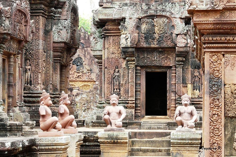 Angkor-Wat - -zwischen den Tempeln