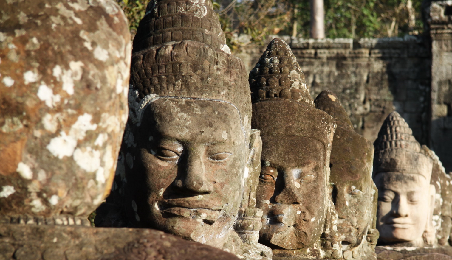 Angkor / Zugang zum Bayon / Kambodscha 2009