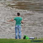 Angler am Mainufer in Frankfurt