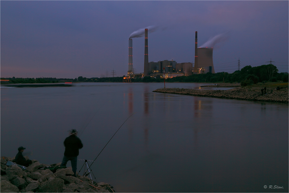 Angler an der Emschermündung