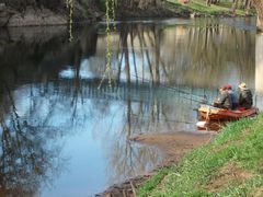 Angler an der Vézère