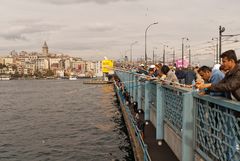 Angler auf der Galata-Brücke, Istanbul