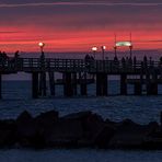 ANGLER BEI SONNENUNTERGANG