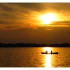 Angler im Sonnenuntergang