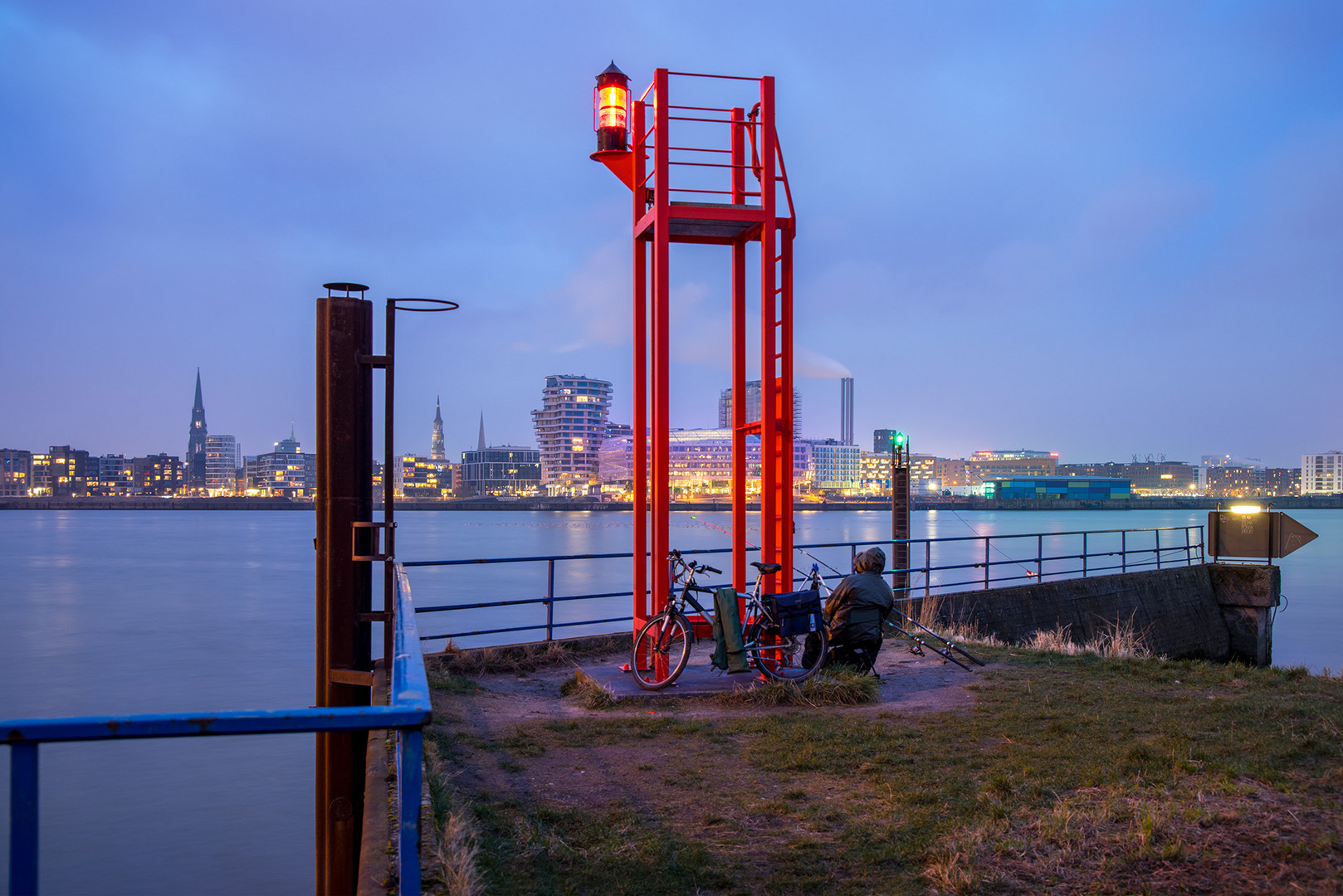 Angler vor der Hafencity