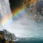 Angler-Wasserfall- Regenbogen ~~~~~~~~~~~~