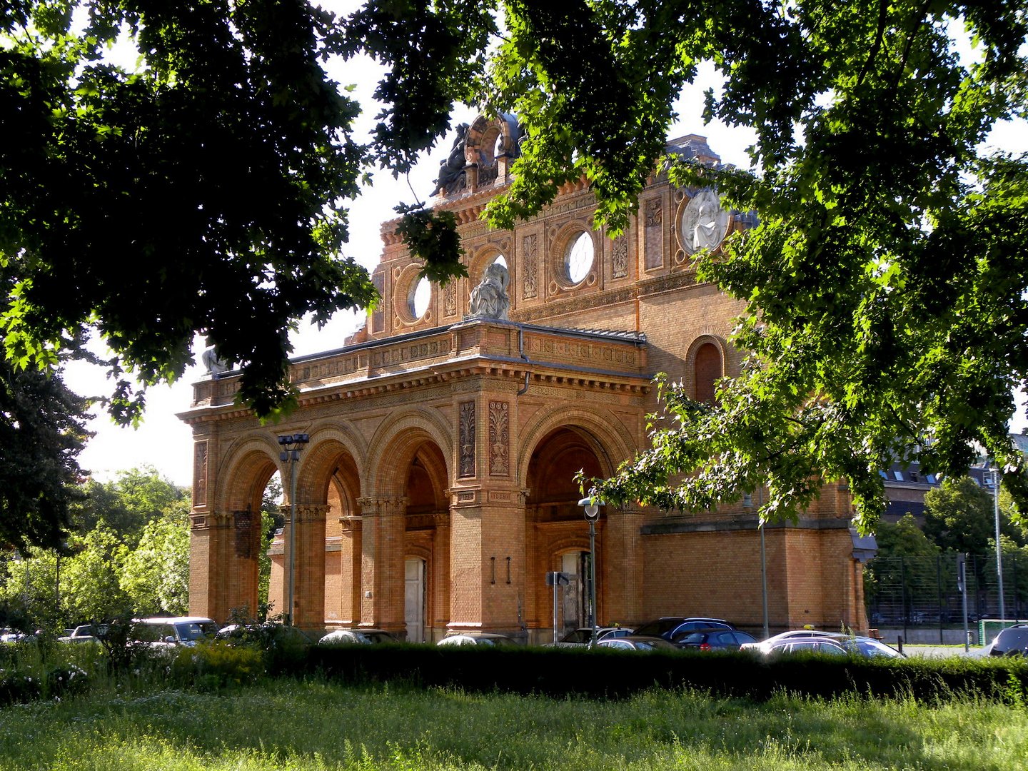 Anhalter Bahnhof