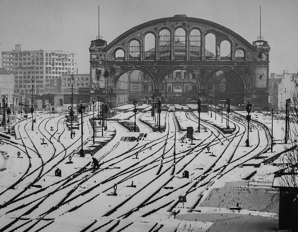 Anhalter Bahnhof ... außer Betrieb