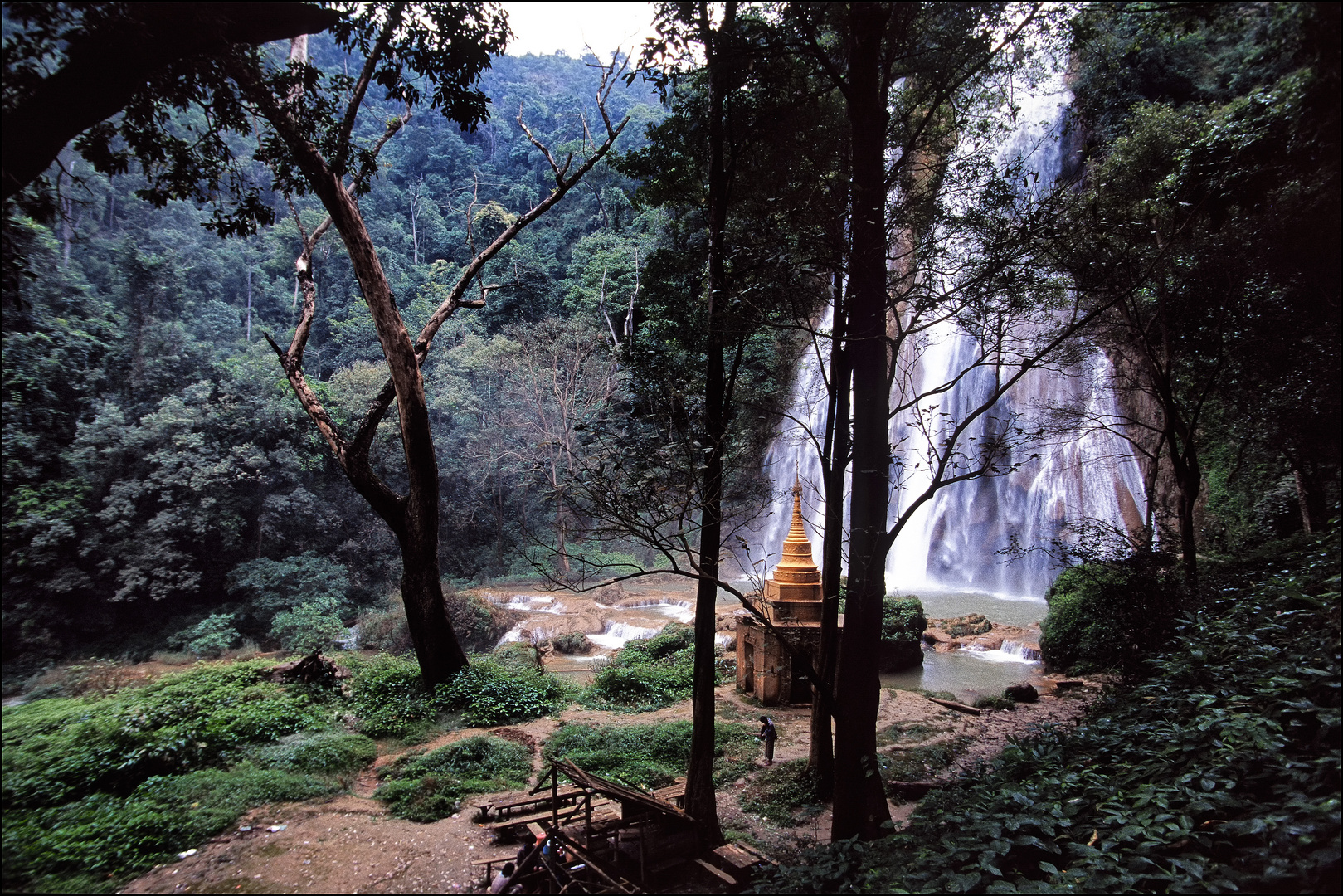 Anisakan Falls and Dattawgyaik Buddhist Temple, No.2.