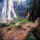 Anisakan Falls with Dattawgyaik Buddhist Temple.