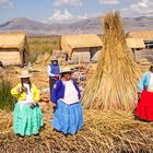 Ankunft bei den Uros auf den schwimmenden Inseln.