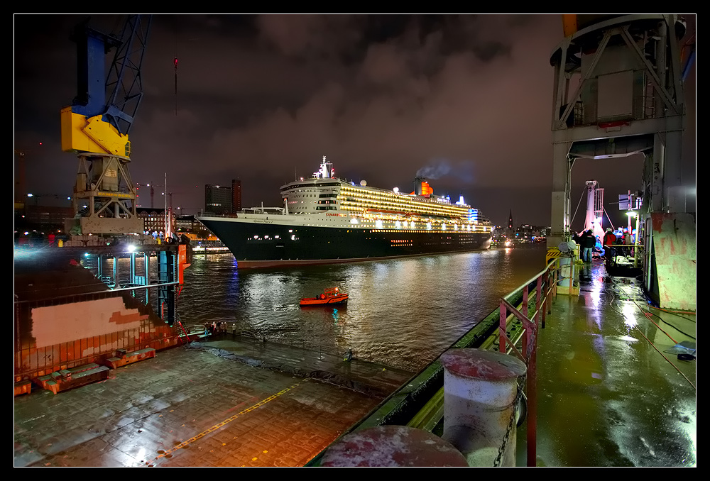 Ankunft der Queen Mary 2