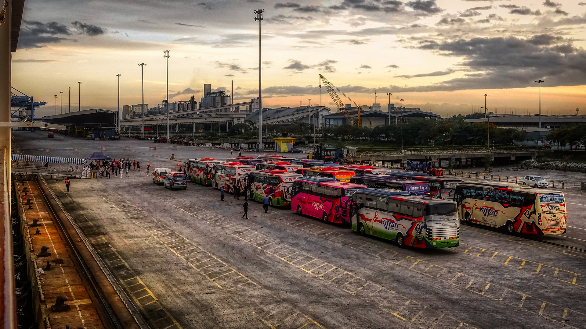 Ankunft in Port Klang, der Hafen von Kuala Lumpur, Malaysia (II)