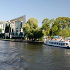 Anleger Station Kanzleramt von der Spree aus...