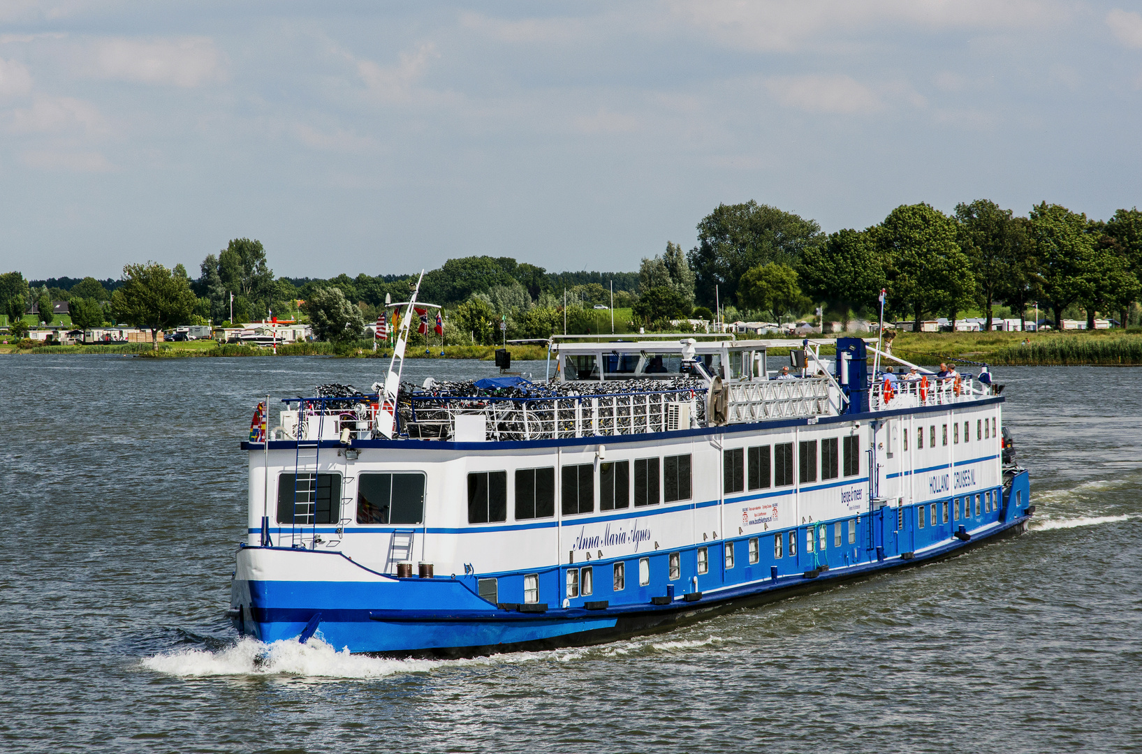 Anna Maria Agnes  Flussfahrtschiff Holland