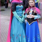 Anna und ihre ältere Schwester Elsa aus "Frozen"