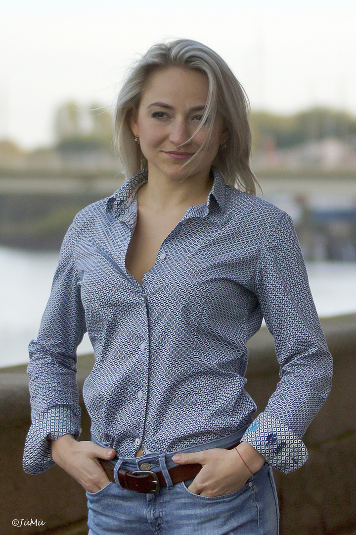 Anna_16 Foto & Bild street, outdoor, portrait Bilder auf