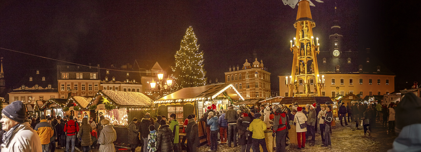 Annaberger Weihnachtsmarkt am 2. Advent 2013, noch eins