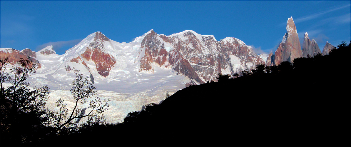 ANNÄHERUNG AN DEN CERRO TORRE