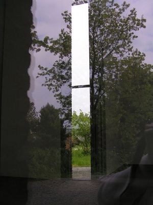 Annäherung an die Kirche in der Raketenstation