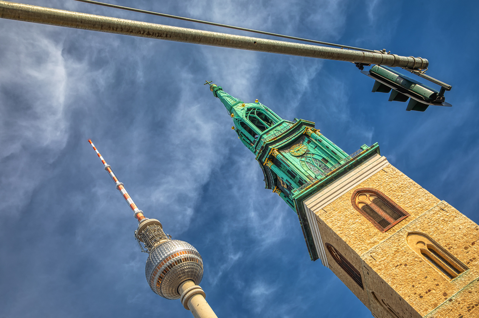 Annäherung an ein Berliner Wahrzeichen aus der Sicht eines Ureinwohners Teil Sieben: Ampelkoalition