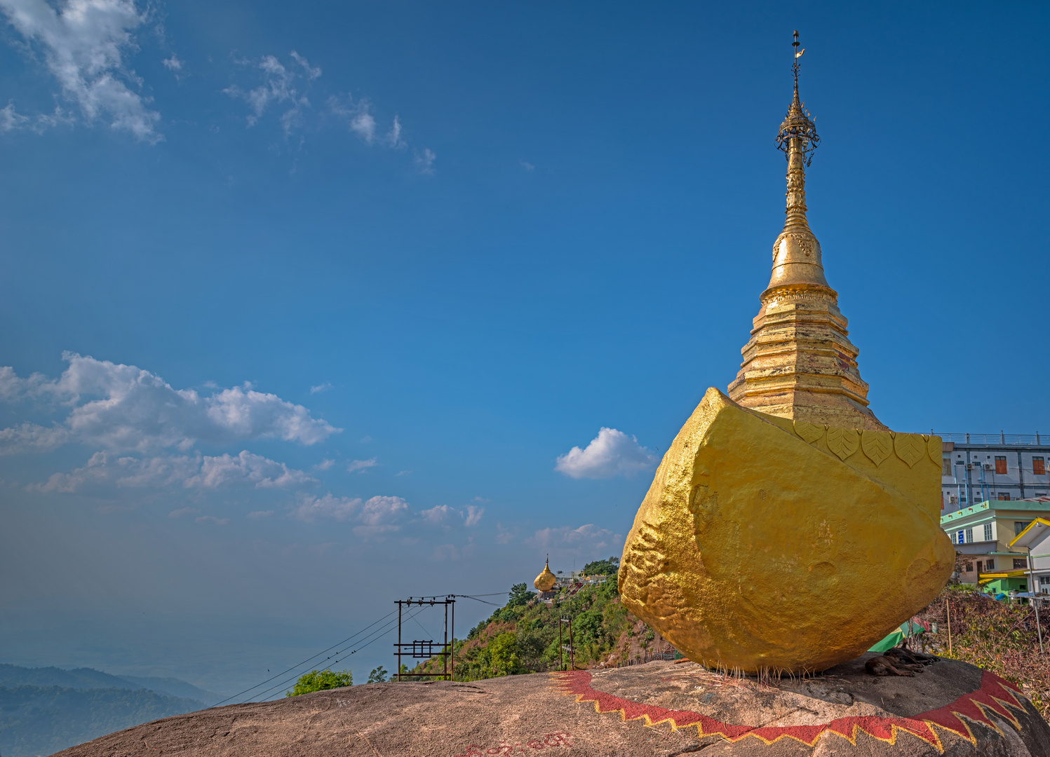 Annäherung an ein Heiligtum Myanmars