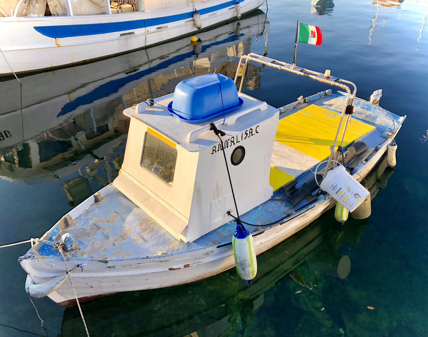 Annalisa ist die Schönste im Hafen!