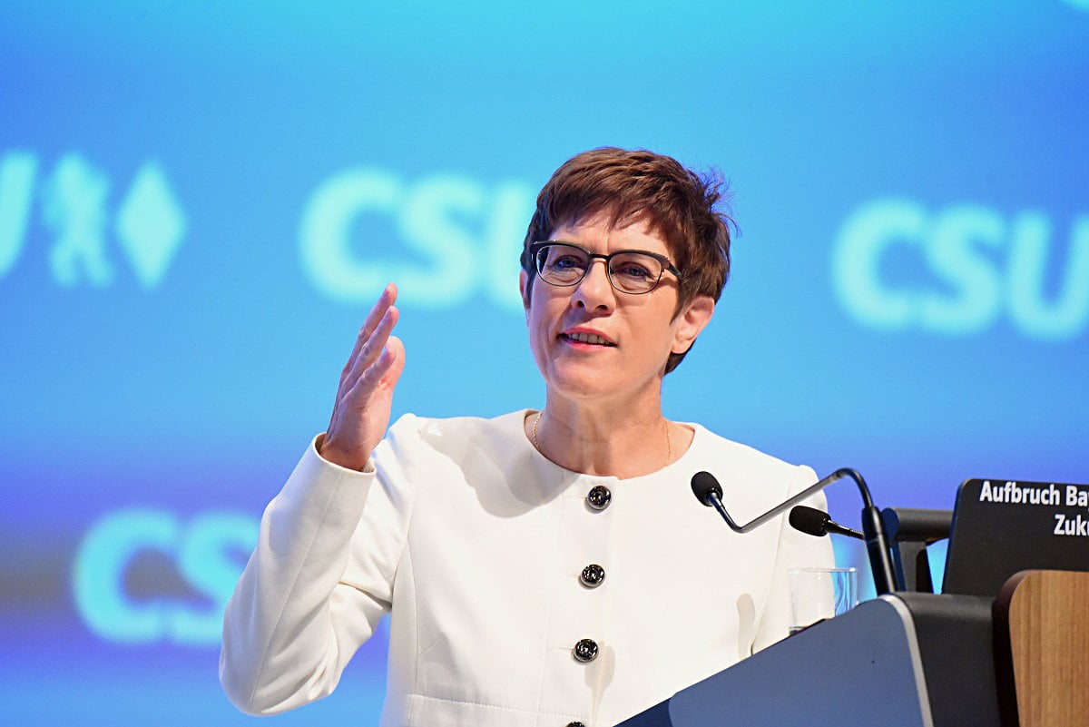 Annegret Kramp-Karrenbauer - Bundesministerin der Verteidigung