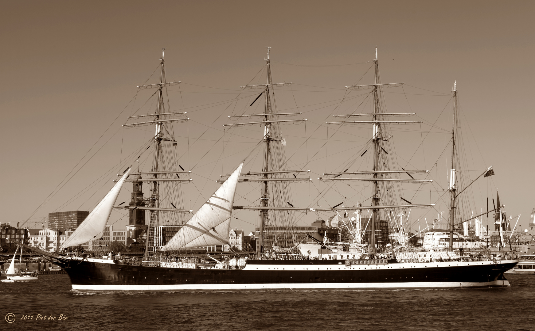 Anno dazumal.... die SEDOV in Hamburg