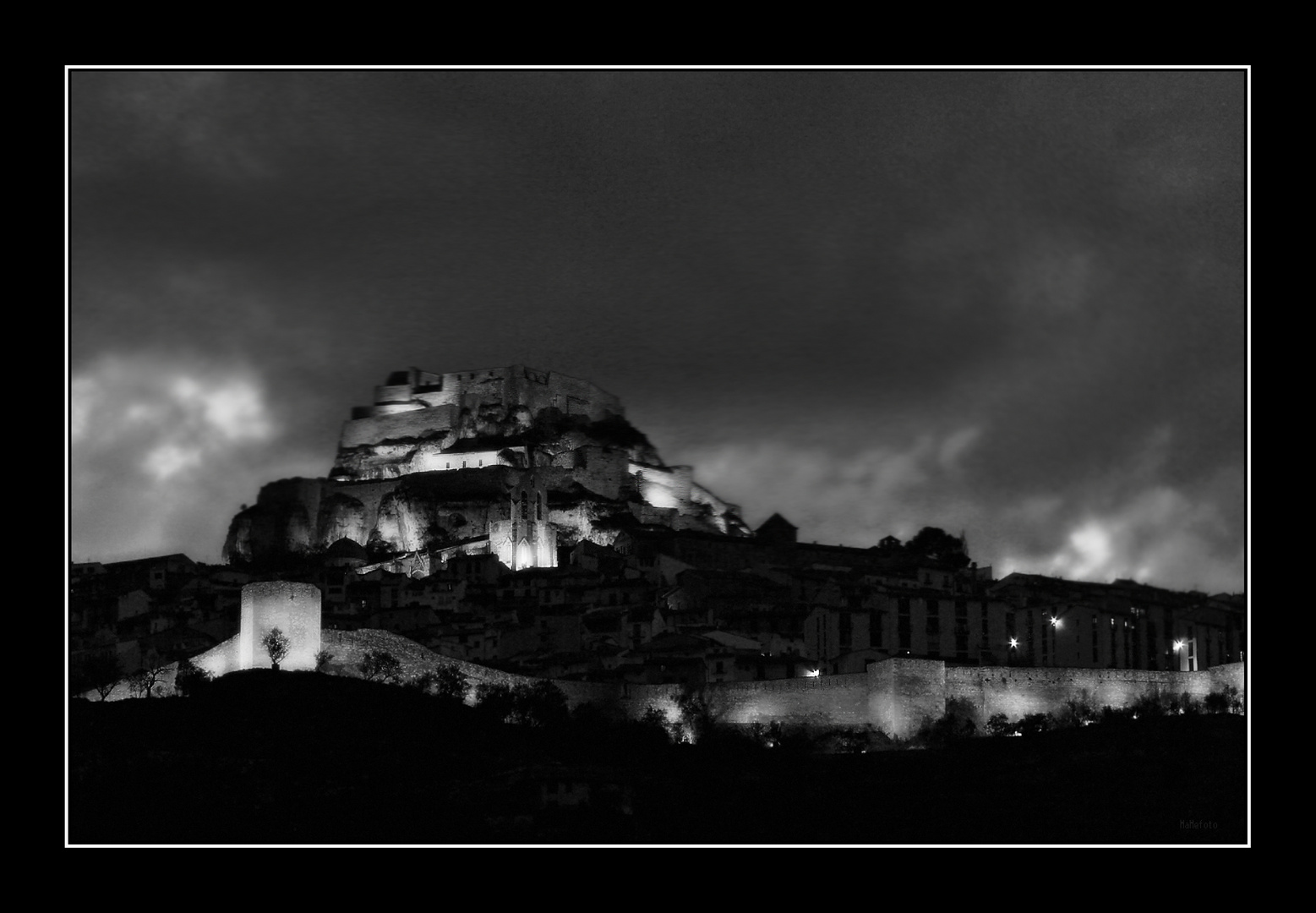 Anochece en Morella