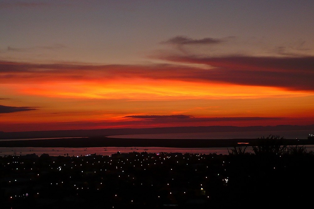 Anocheciendo