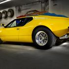 Another day in the garage -De Tomaso Pantera -