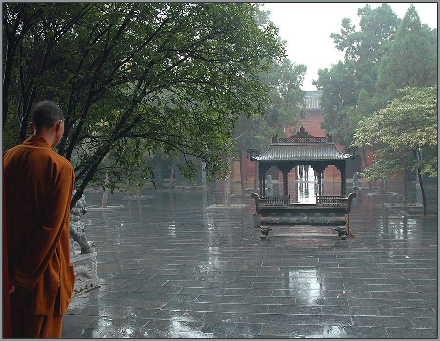 Another rainy day in the monastery