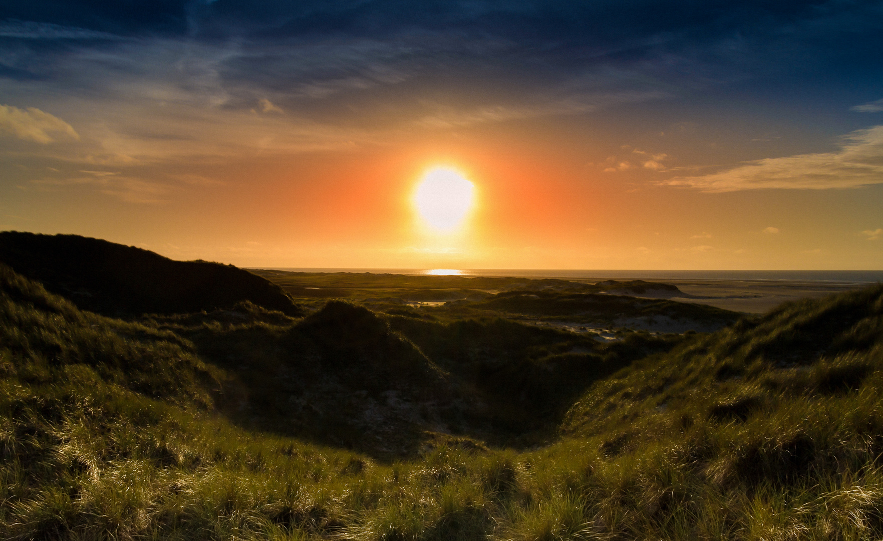 another sunset on island - ein weiterer Sonnenuntergang auf der Insel