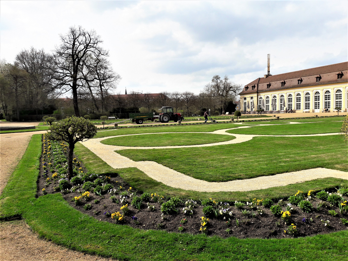 Ansbach: Hofgarten Orangerie  Hegen und Pflegen