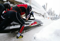 Anschub im Eiskanal