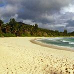 ANSE KERLAN PRASLIN