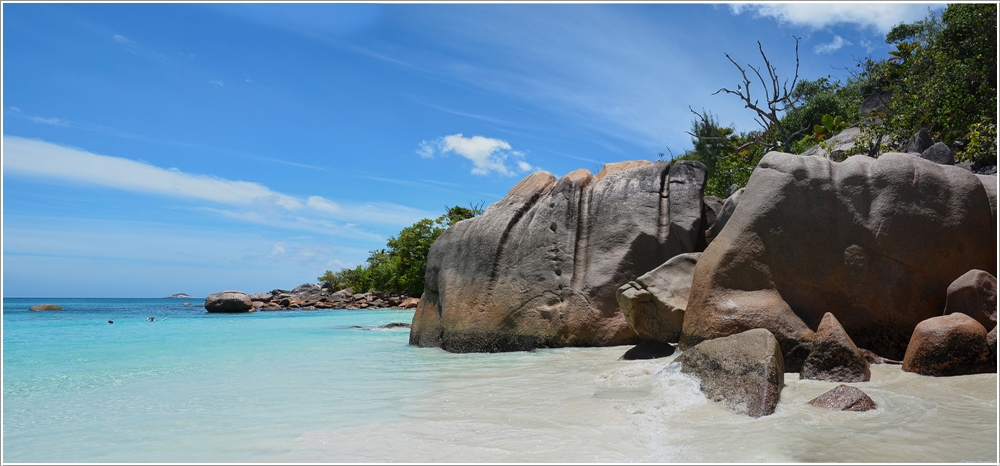 Anse Lazio ..