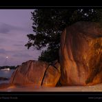 Anse Lazio zur blauen Stunde