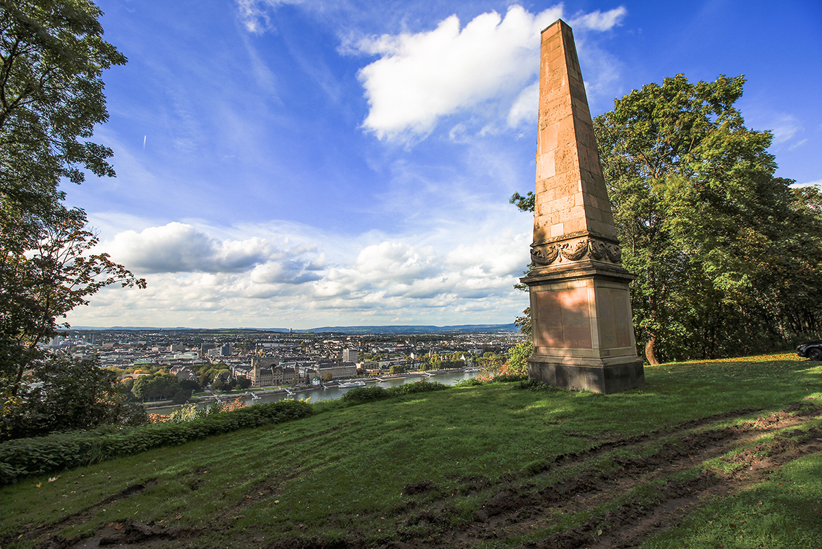 Ansicht von Koblenz mit Denkmal für das VIII. preuß. Armee-Corps