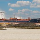 Ansichten von Cuxhaven Vom Strand auf die Elbe.