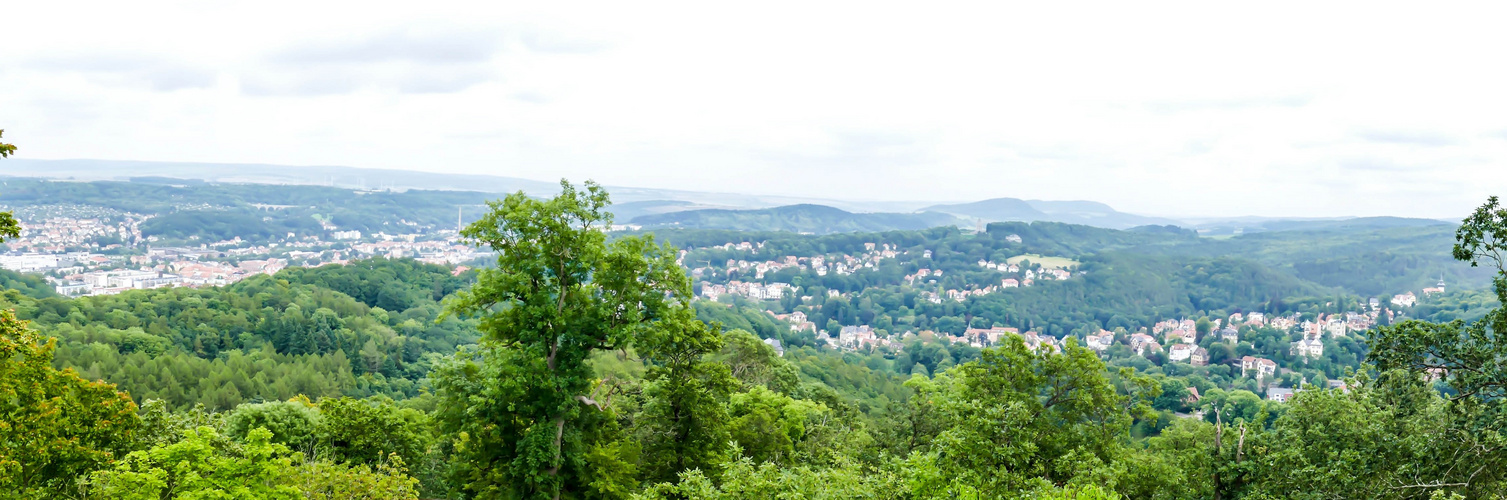 Ansichten von der Wartburg über die Stadt Eisenach und den Thüringer Wald