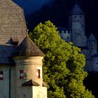 Ansitz Neumelans und Burg Taufers