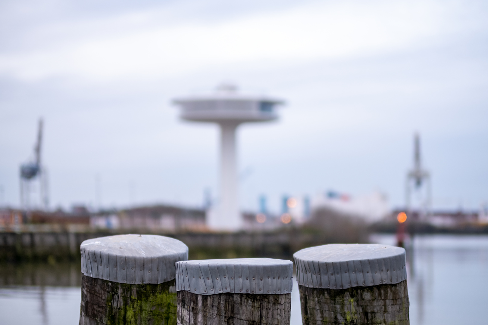 Anstoßen .. . Foto & Bild bunt, dalben Bilder auf