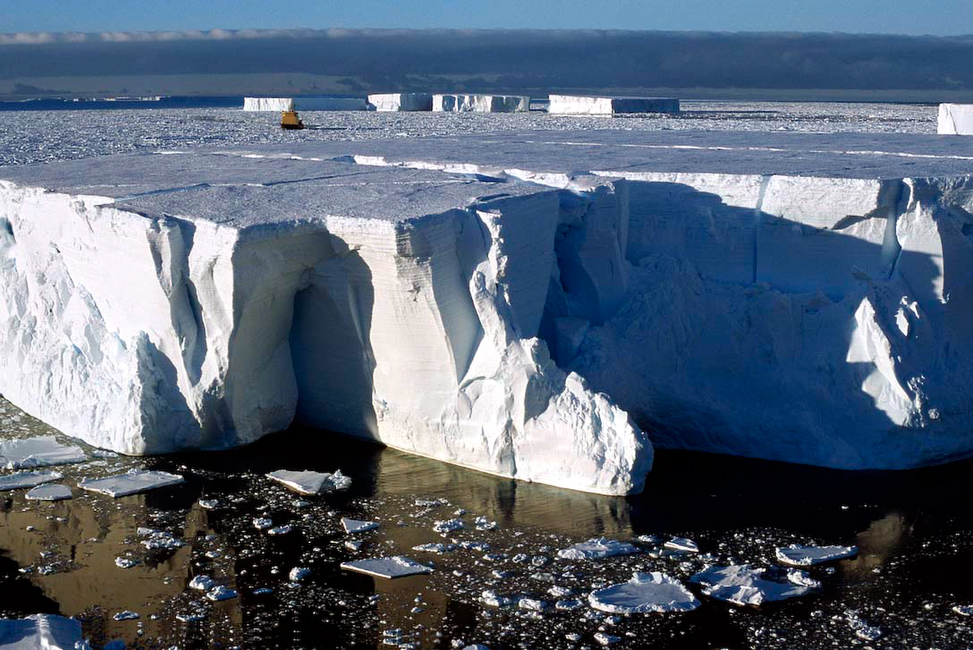 Antarctique, Iceberg tabulaire